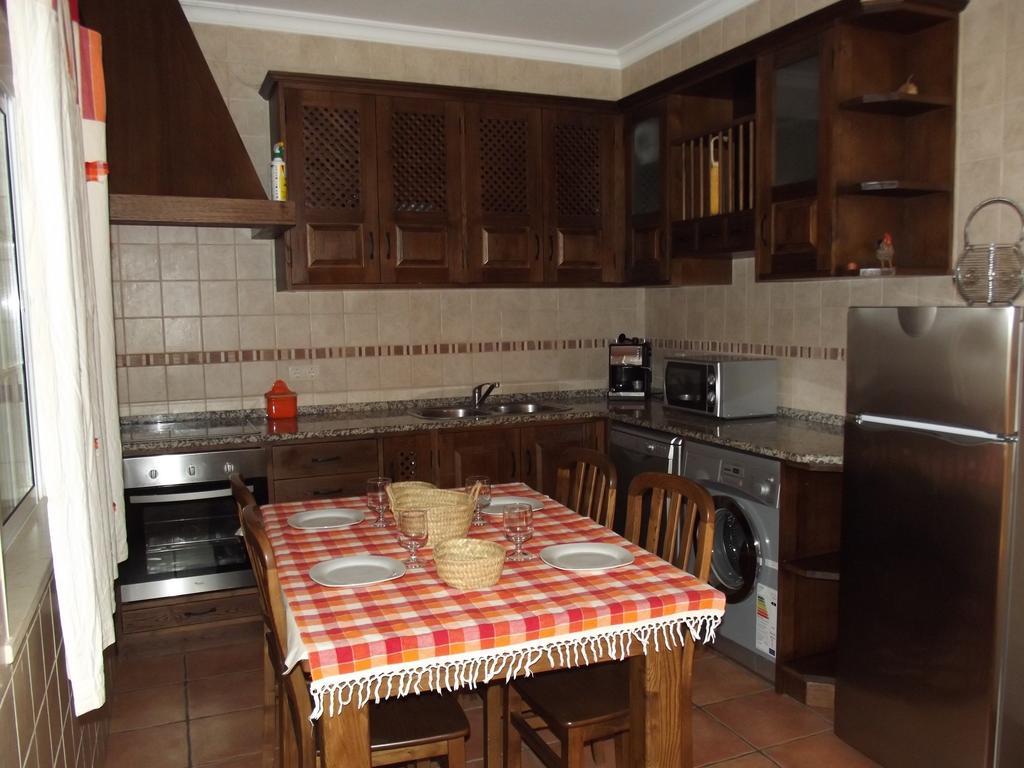 Vila Da Mesa Алгош Экстерьер фото